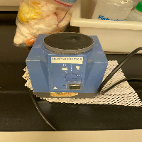 IKA Vortex 3 Variable Speed Vortex Mixer image 0